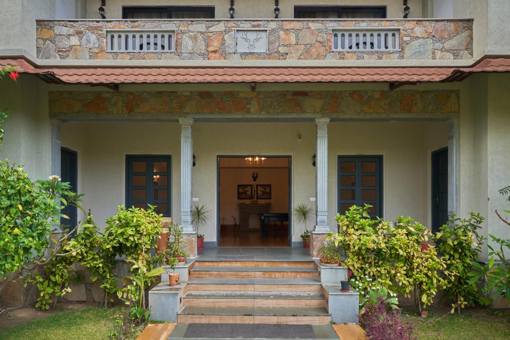 The Hunting Lodge Resort Udaipur - Villas & Pool Dabok Εξωτερικό φωτογραφία